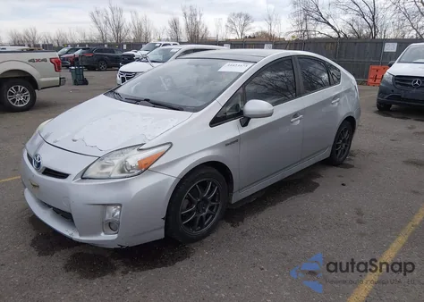 2010 Toyota Prius Iii z USA, uszkodzony, nr VIN JTDKN3DU8A0081582